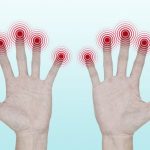 1709544089-trnu-prsti-na-rukama-910×576-1-690×480