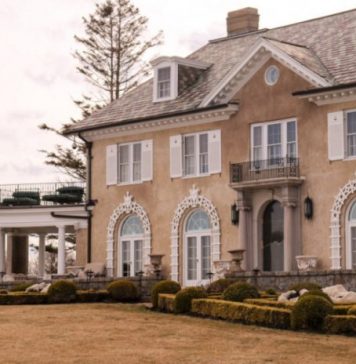 Dobila Je Posao SLUŽAVKE U Kući Bogate STARICE: 0duzele Su Joj Se NOGE Kad Je Vidjela JEDNU F0TOGRAFIJU