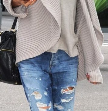 VAŠE MIŠLJENJE?!Da li je pristojno da žena od 45 godina nosi pocijepane farmerke kao i klinka od 15?