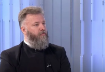 Otac Predrag Popović poručuje da nikad ne govorimo ‘Primi moje saučešće’ ožalošćenima: Ove reči treba izgovoriti