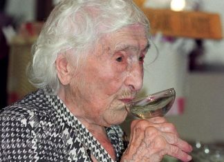 Najstarija žena ikada na svetu, koristila je ovo ulje stalno: Doživela 122 godinu kao od šale i otkrila eliksir