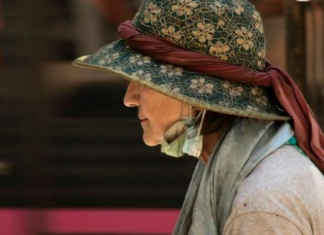 5 RAZLOGA ZAŠTO ŽENE KOD NAS IZGLEDAJU KAO BABE U 50im : Obratite pažnju! Ne radite ovo