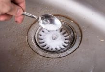 Ovaj prah čisti odvod bolje od skupih granula iz trgovine! SAMO ŽLICA U SUDOPERU I PROBLEM JE RIJEŠEN