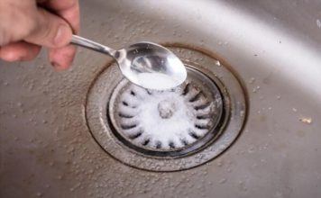 Ovaj prah čisti odvod bolje od skupih granula iz trgovine! SAMO ŽLICA U SUDOPERU I PROBLEM JE RIJEŠEN