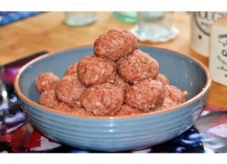 U mleveno meso uvek dodajte ovaj sastojak: Bilo da pravite ćufte ili punite paprike, napraviće čudo