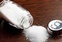 Od gašenja požara do glatkog lica: Iznenađujuća upotreba soli u kući