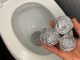 🔴Stavite aluminijsku foliju u WC! Jednom, i bit ćete iznenađeni rezultatom!