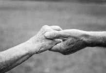 Ima 107 godina i poručuje svim ženama: „Za dug, srećan i ispunjen život, bežite od ove dve stvari“