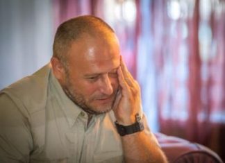 “Kada sam uradio DNK test, shvatio sam zašto me je majka mrzela i ostavila”: Rodila ga je sa 14 godina, a onda nestala bez traga