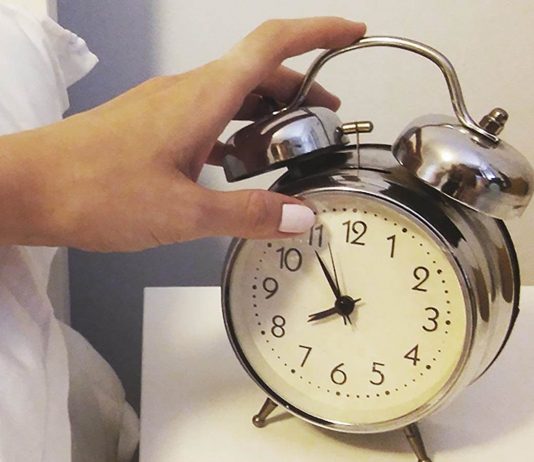 OVO SKORO SVI RADE ČIM SE PROBUDE, A GADNO GREŠE! U toku dana u riziku su od većeg STRESA, moguće su i GLAVOBOLJE