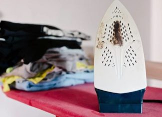 Biće kao nova: Fleke sa pegle skinućete očas posla, treba vam samo jedna tableta koju svi imamo u kući