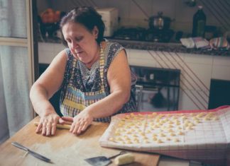 “3 razloga zašto sam majku smestila u starački dom čim je napunila 68: Nije zaslužila ni da je pogledamo u starosti”