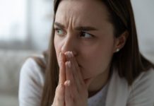 “Da li stvarno misliš da je normalno da tvoja majka u pola noći upada u našu spavaću sobu”: Pitala je Irina muža, a onda se desilo nešto još gore