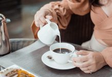 Lekovi koji nikako ne smeju da se piju uz kafu: Ovih 12 terapija ne uzumajte uz šoljicu kafe i evo koje su posledice