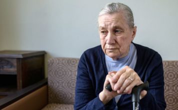 Evo šta stvarno znači kada sanjate mrtvu osobu: Takvi snovi uključuju brojne znakove i simbole