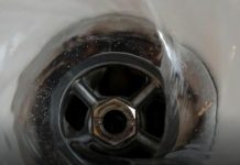 Stručnjaci otkrili bolju metodu za začepljeni odvod: NIJE SIRĆE I SODA BIKARBONA