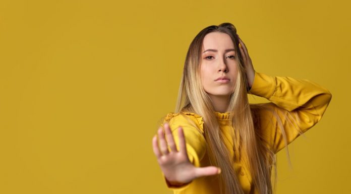 Deset rečenica kojima ćete odgovoriti nekome ko je BEZOBRAZAN prema vama