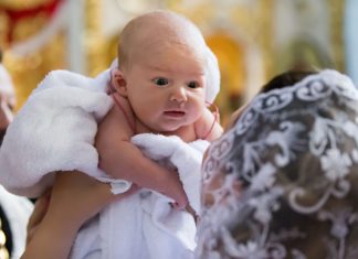 Sestra me zamolila da joj budem surogat majka: Kad sam rodila dečaka, ona je uradila ono što nijedna žena ne bi smela – Zaledila sam se od šoka