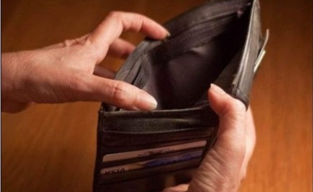 NIKADA NIKOME NEMOJTE DAVATI OVE 3 STVARI IZ KUĆE! Zbog toga vam odlazi nafaka i sreća iz kuće