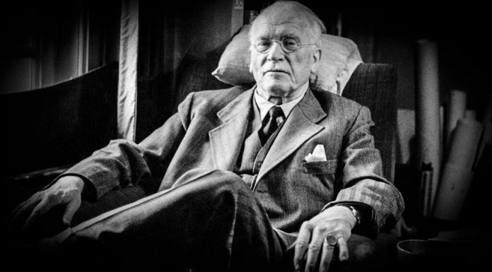 ON JE ZNAO SVAKU TAJNU LJUDSKE DUŠE: Karl Jung je shvatio da sreća leži u ovih 5 stvari!