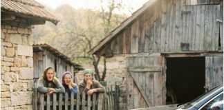 Dedo je dao svoje jedine čizme promrzlom strancu i ostao bos na snegu: Godinama kasnije, taj stranac se vratio kao vlasnik fabrike obuće i tražio ‘dedu u papučama’ po celoj čaršiji.