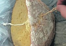 Ono što ljudi izvještavaju: ‘Kupio sam kruh, posjekao ga… Stomak mi se okrenuo kada sam vidio tu scenu‘