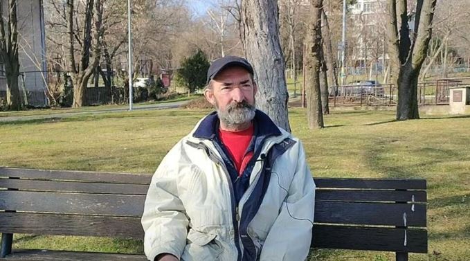 DRAGOMIR BIO DIREKTOR LANCA PRODAVNICA, SADA JE BESKUĆNIK: Strašni su i glad i zima! Šta da kažem, a da ne zaplačem POTRESNA PRIČA