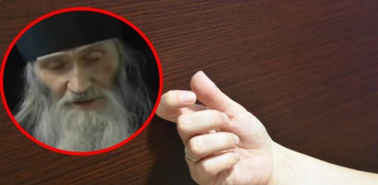 Nikada nemojte da kucate u drvo i govorite “pu, pu” ili “da ne čuje zlo”: Evo zašto to može biti opasno