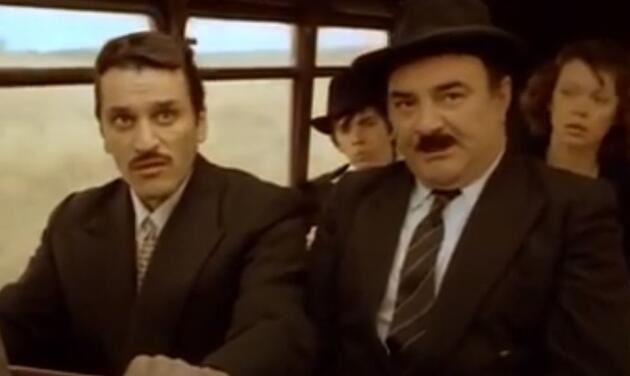 Svi se smeju dok gledaju film “Ko to tamo peva”, a ne znaju da su se iza filma dešavale jezive stvari: Tuče, krv, suze i teške svađe