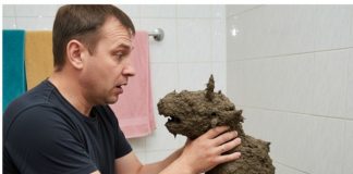 Mislio je da je spasio malog psa! Ali nakon pranja, umirio se kad je vidio šta je to……….. 😲😲