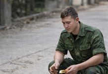 Kada su zmije došle po svoj deo: Priča o odluci koja je jednom vojniku promenila sudbinu