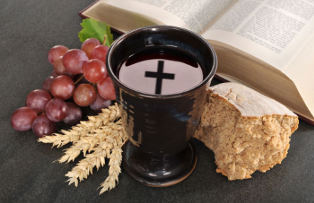 Ispovest i pričest su čišćenje duše i poboljšanje čoveka: A evo da li se Srbi ispovedaju i koliko često