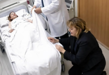 U tri sata ujutro moja me kći nazvala i u suzama molila da odmah dođem k njoj, ali dok sam stigla u bolnicu, liječnik je već prekrivao njezino tijelo plahtom i tiho mi izrazio sućut 😨