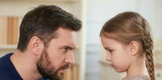 – Tata, a kad si ti bio na poslu, naša mama je bila u posjeti nekim stranim ujacima, – neočekivano zapanjila oca ćerkicom odmah sa praga… 😲😲😲