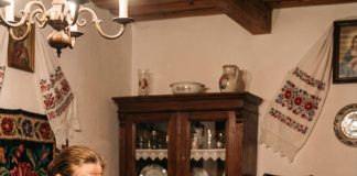 Svekrva ju je nazvala “pustom njivom” jer ne može da rodi — ali nije znala istinu koja će je naterati da zaćuti.