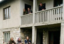 Pred cijelim komšilukom me je nazvao lošom majkom – a istinu o njemu niko nije znao