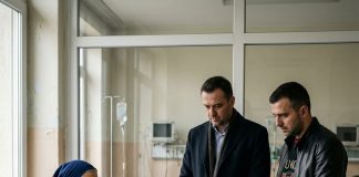 Baka Stana je pala u pustom dvorištu i satima zapomagala, a kada su njena djeca iz inostranstva čula ko ju je spasao, zanijemila su od sramote