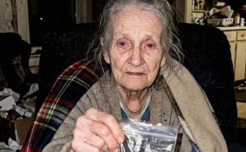 Starija žena, vrećica sitniša i odluka koja mijenja sve: Priča koja otvara oči