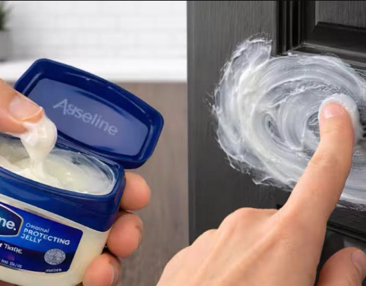 Namazao sam vazelin na vrata! OVO sam otkrio slučajno