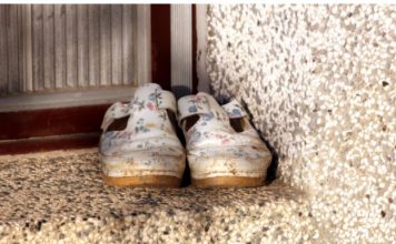 Nema gore nesreće nego ako pred vratima imate ovo: Veruje se da donosi bedu i siromaštvo u kuću