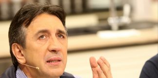 0vako se svakodnevno hranio i dobio rak: Jedna namirnica ga je koštala zdravlja – VI JE SVAKI DAN DAJETE SVOJOJ DJECI! OPREZ!