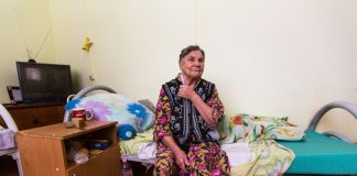 Do smrti je gledala u vrata i čekala sina da je poseti u bolnici: Priča bake Dragice iz sobe broj 6 rasplakala i doktore