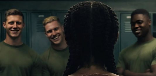 Vojnici su se rugali devojci zbog ožiljaka na njenim leđima, ali sve se promenilo kada je u jedinicu došao general i otkrio im strašnu istinu.