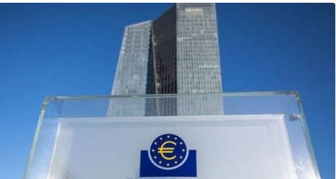 EUROPSKA BANKA POSLALA VAŽNO UPOZORENJE: OVO JE NAJMANJI IZNOS GOTOVINE KOJU TREBATE IMATI KOD KUĆE!!! EUROPSKA BANKA POSLALA VAŽNO UPOZORENJE: OVO JE NAJMANJI IZNOS GOTOVINE KOJU TREBATE IMATI KOD KUĆE!!! - featured image