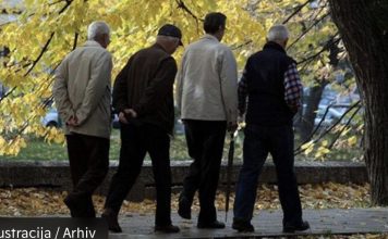 Važna obavijest za penzionere, 0v0 morate uraditi: Rok je do 30. aprila