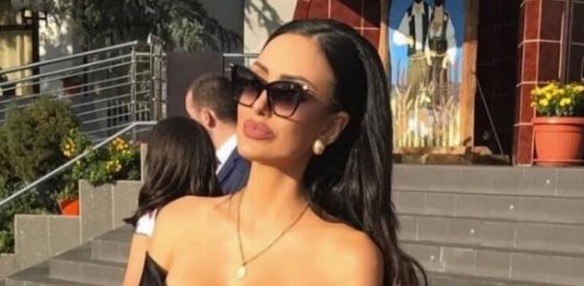 Najlepša Srpkinja umrla od raka, a njena ljubavna priča oduševljavala ljude: “Mnogo sam je volio, u snu mi rekla…” Najlepša Srpkinja umrla od raka, a njena ljubavna priča oduševljavala ljude: “Mnogo sam je volio, u snu mi rekla…” - featured image