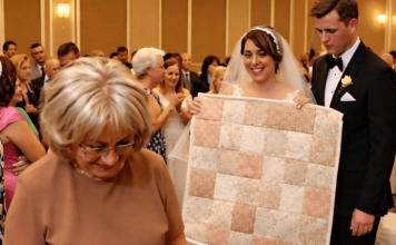 “Poklonila sam svom unuku poklon za venčanje koji sam sašila vlastitim rukama, ali njegova mlada ga je podigla pred svim gostima i počela da ga ismejava 😱