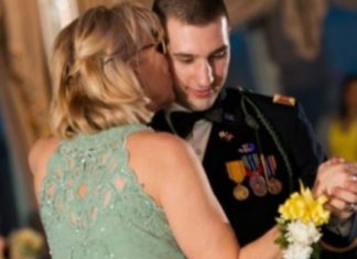 Žena mu rekla da svoju majku izbaci sa svadbe: Uzeo je mikrofon i pitao “da li neko žeIi kupiti moju majku, moja žena je ne voli”, a onda uradio 0vo..