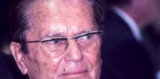 “Ja sam lekar koji je Tita isključio sa aparata, a još pamtim šta mi je Stane Dolanc rekao”: Maršal hteo da ga ovako sahrane, znalo se da su mu šanse male