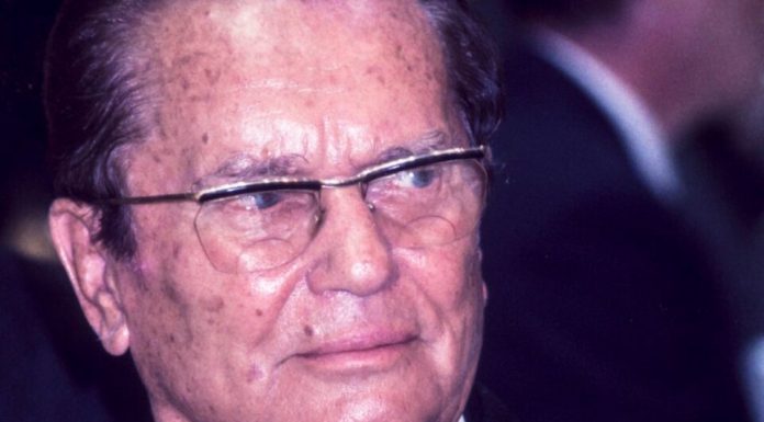 “Ja sam lekar koji je Tita isključio sa aparata, a još pamtim šta mi je Stane Dolanc rekao”: Maršal hteo da ga ovako sahrane, znalo se da su mu šanse male